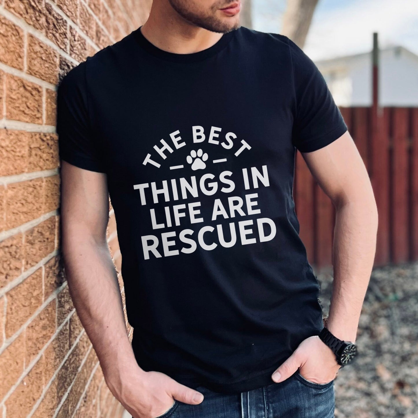 T-Shirt für Tierliebhaber, Shirt mit Hundespruch, Lustiges Shirt mit Hundespruch, T-Shirt für Hundebesitzer, T-Shirt mit dem Titel „The Best Things in Life are Rescued“