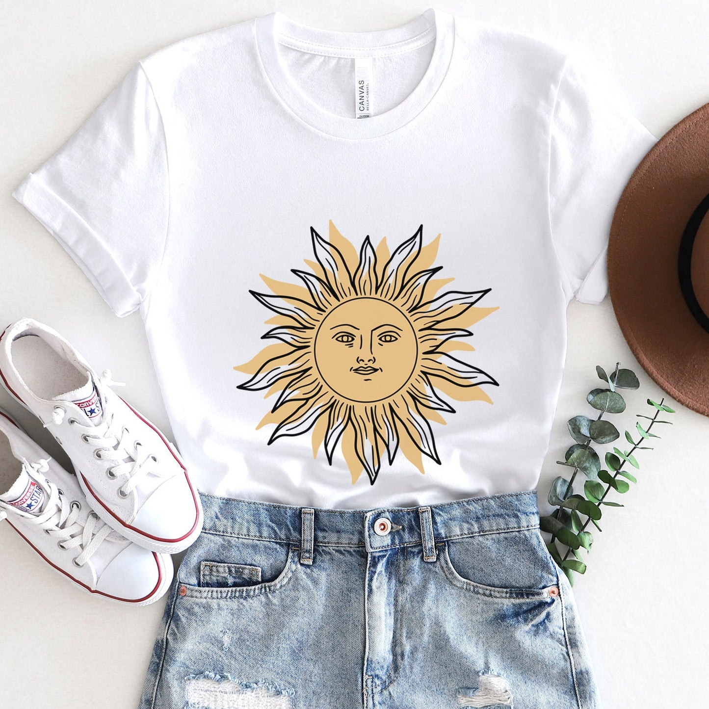 Sonnengesicht T-Shirt, Mystisches Shirt, Boho T-Shirt, Solar T-Shirt, Mond und Sterne T-Shirt, Boho T-Shirt, Astrologisches Shirt, Geschenk für Sie