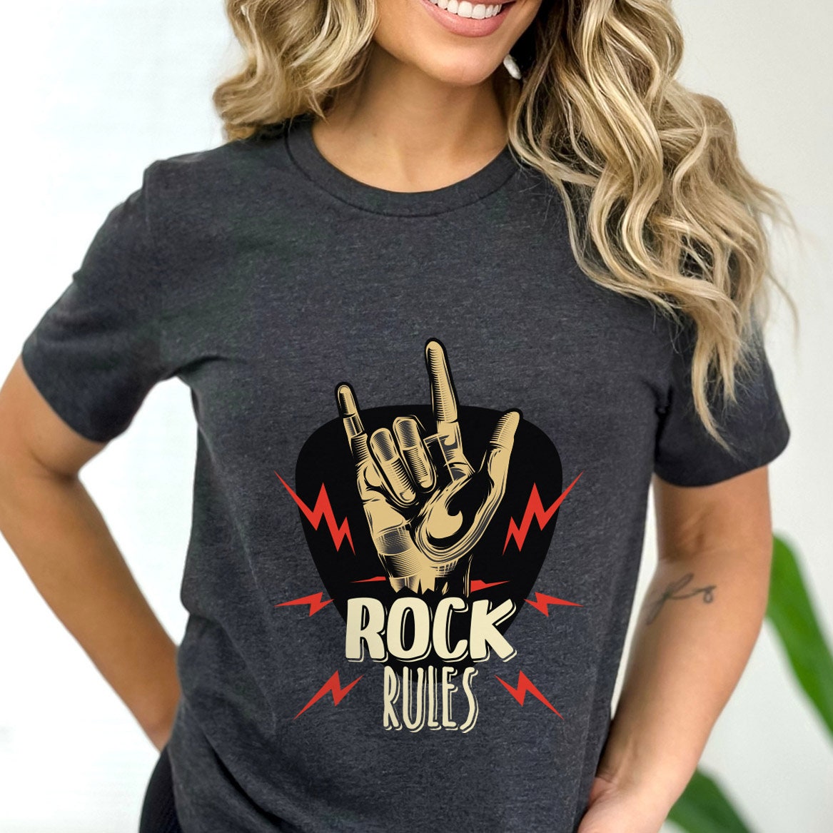 T-shirt Rock Rules, T-shirt Rock and Roll, T-shirt Rock and Roll Salute, T-shirt Musique, T-shirt Groupe Rock, T-shirt Cadeau pour les Mélomanes