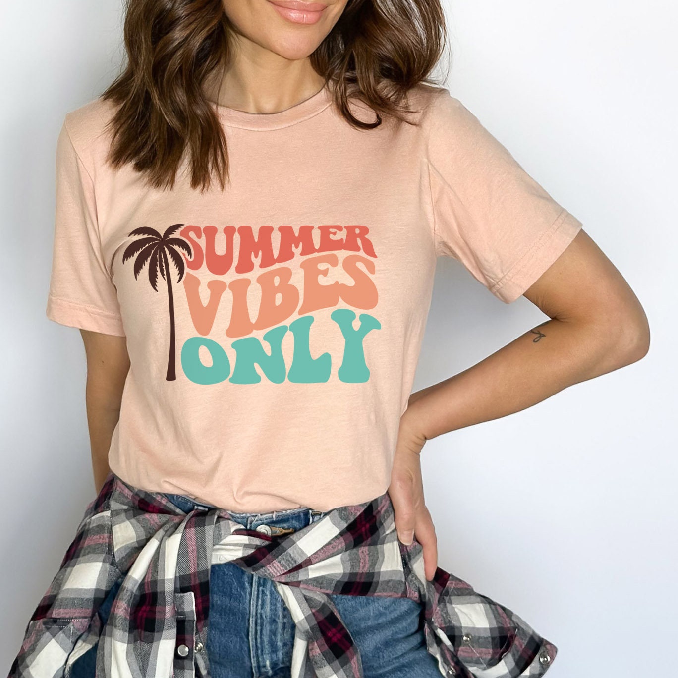 Summer Vibes Only Shirt, Retro Shirts, Sommer T-Shirt, Sommer Shirts, Strand Shirts für Frauen, Urlaubs Shirt