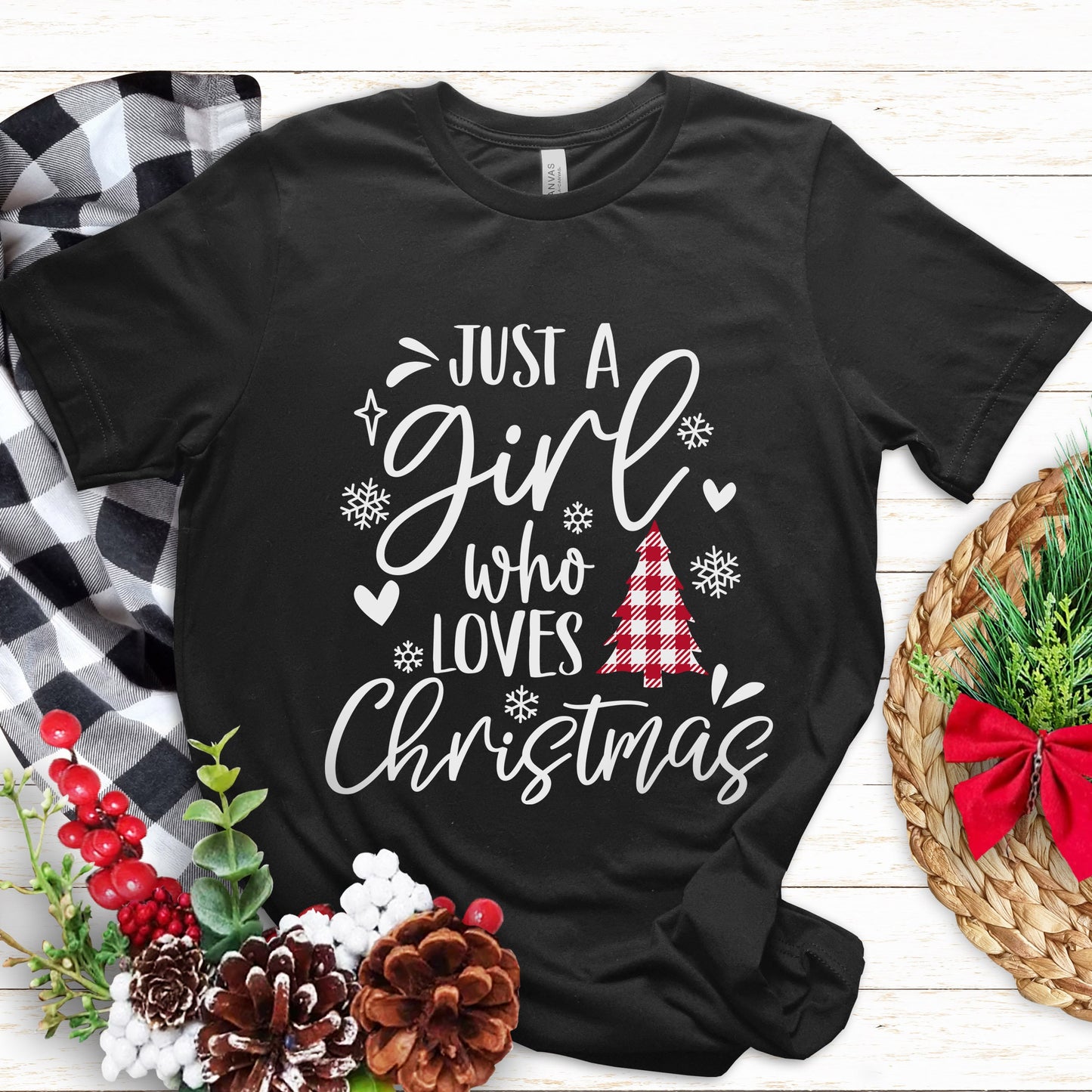 Weihnachtsgeschenk T-Shirt, Feiertags-Shirt, Weihnachts-T-Shirt, Just a Girl who loves Christmas Holiday Gift Shirt, Frohe Weihnachten Shirt