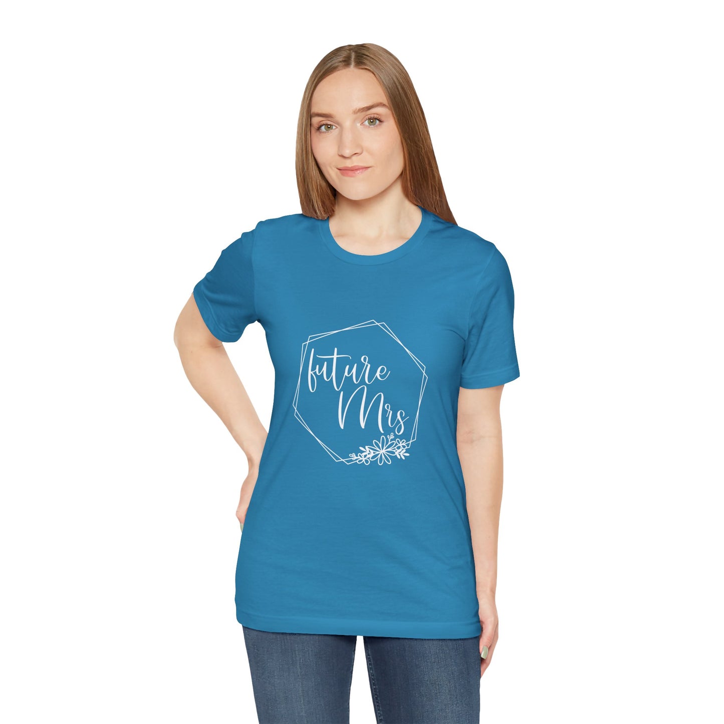 Future Mrs Shirt, Bride T-shirt, Bride Daisy Flowers Shirt, Wedding Shirt, Bride Tee, Bridal Shower Shirt, Gift Shirt for Bride