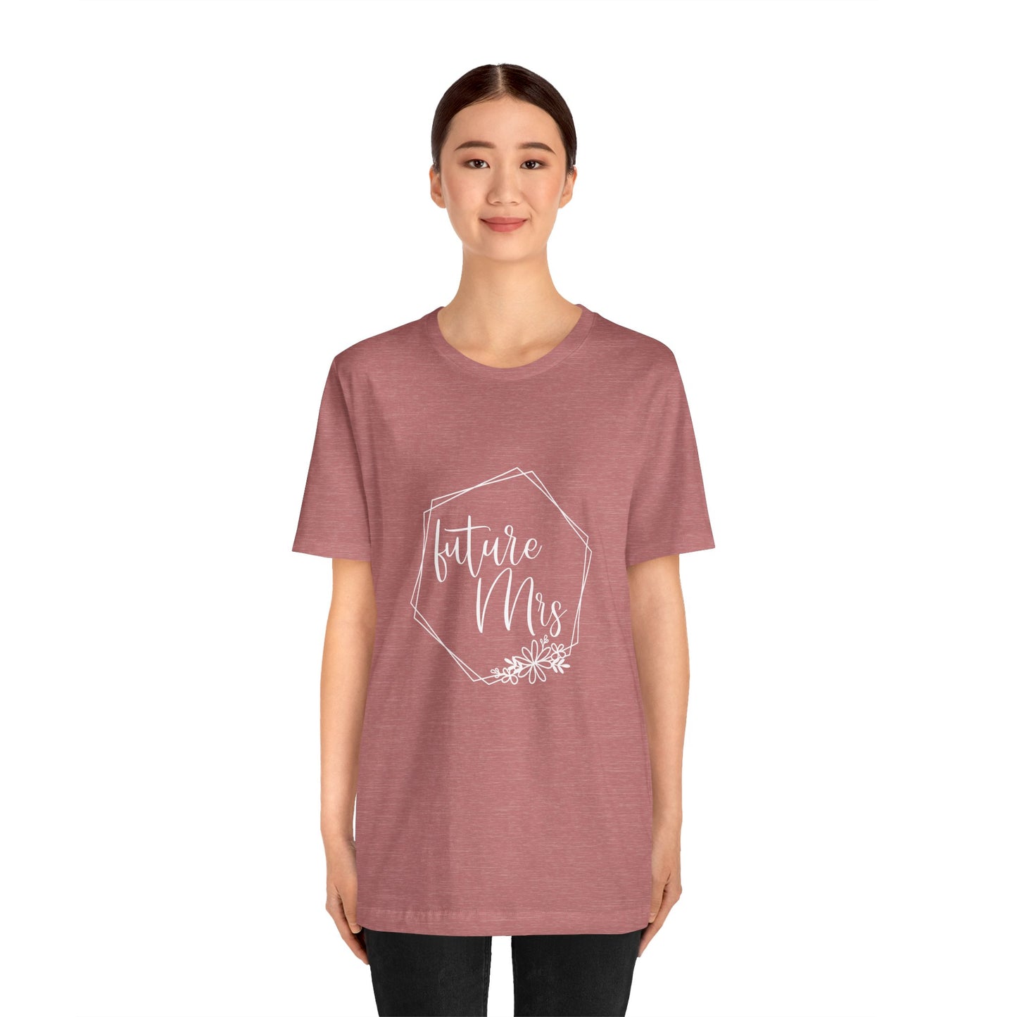 Future Mrs Shirt, Bride T-shirt, Bride Daisy Flowers Shirt, Wedding Shirt, Bride Tee, Bridal Shower Shirt, Gift Shirt for Bride