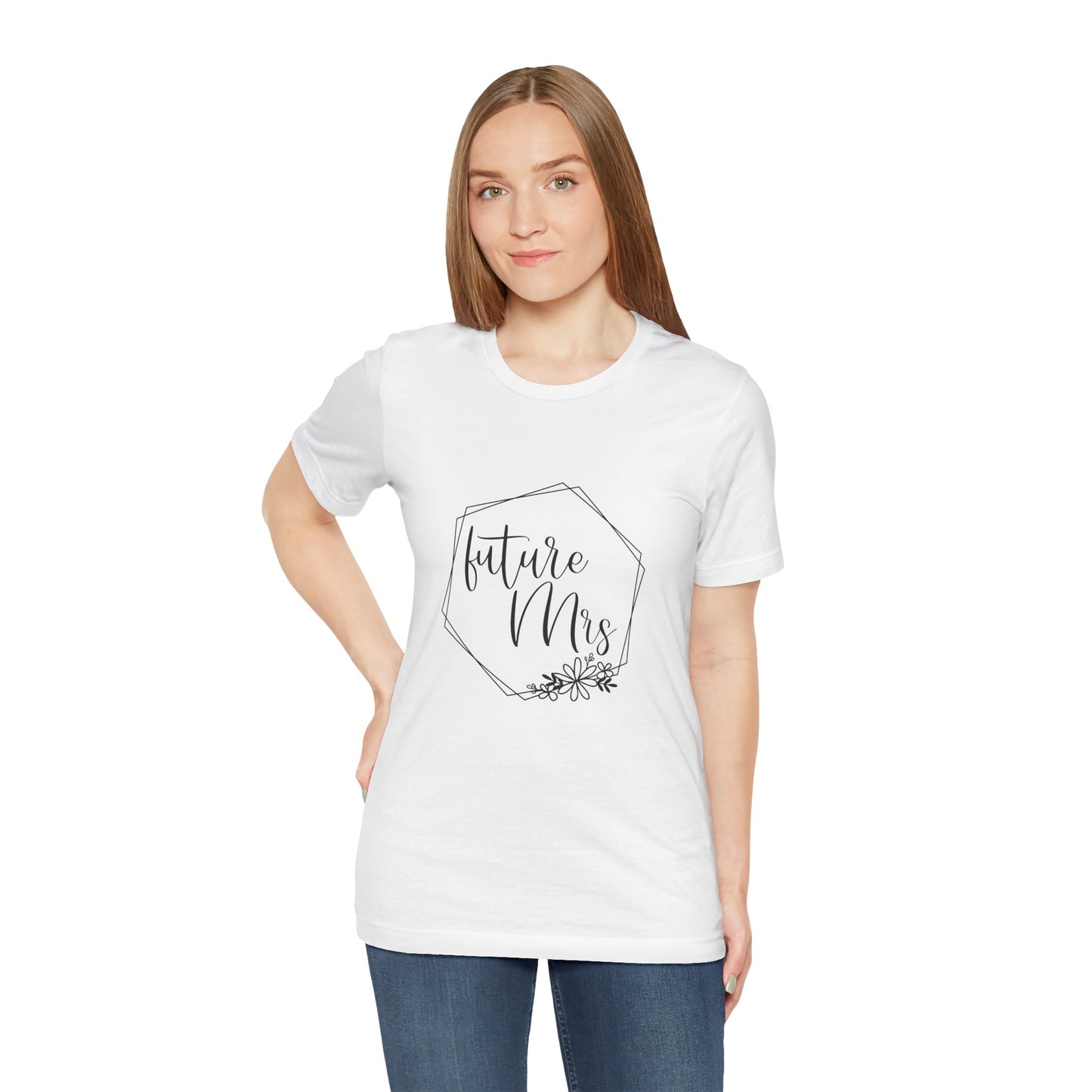Future Mrs Shirt, Bride T-shirt, Bride Daisy Flowers Shirt, Wedding Shirt, Bride Tee, Bridal Shower Shirt, Gift Shirt for Bride