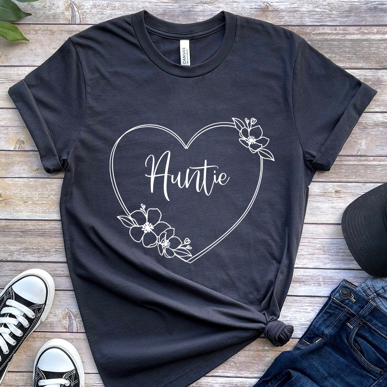 Heart T-shirt for Aunt, Auntie T-Shirt, Auntie Gift, Aunt Shirt, Gift for Aunt, Aunt Gift, Gift for Sister, Auntie Birthday Gift