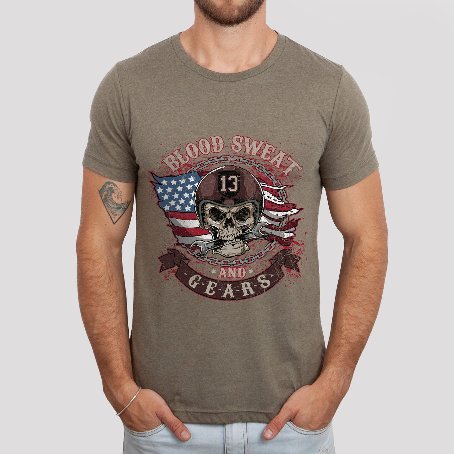 Blood Sweat and Gear T-shirt, Skull T-Shirt, Motorcycle T-Shirt, Bikers T-shirt, Riders T-Shirt, Motorcycle Gifts, Gift for Him