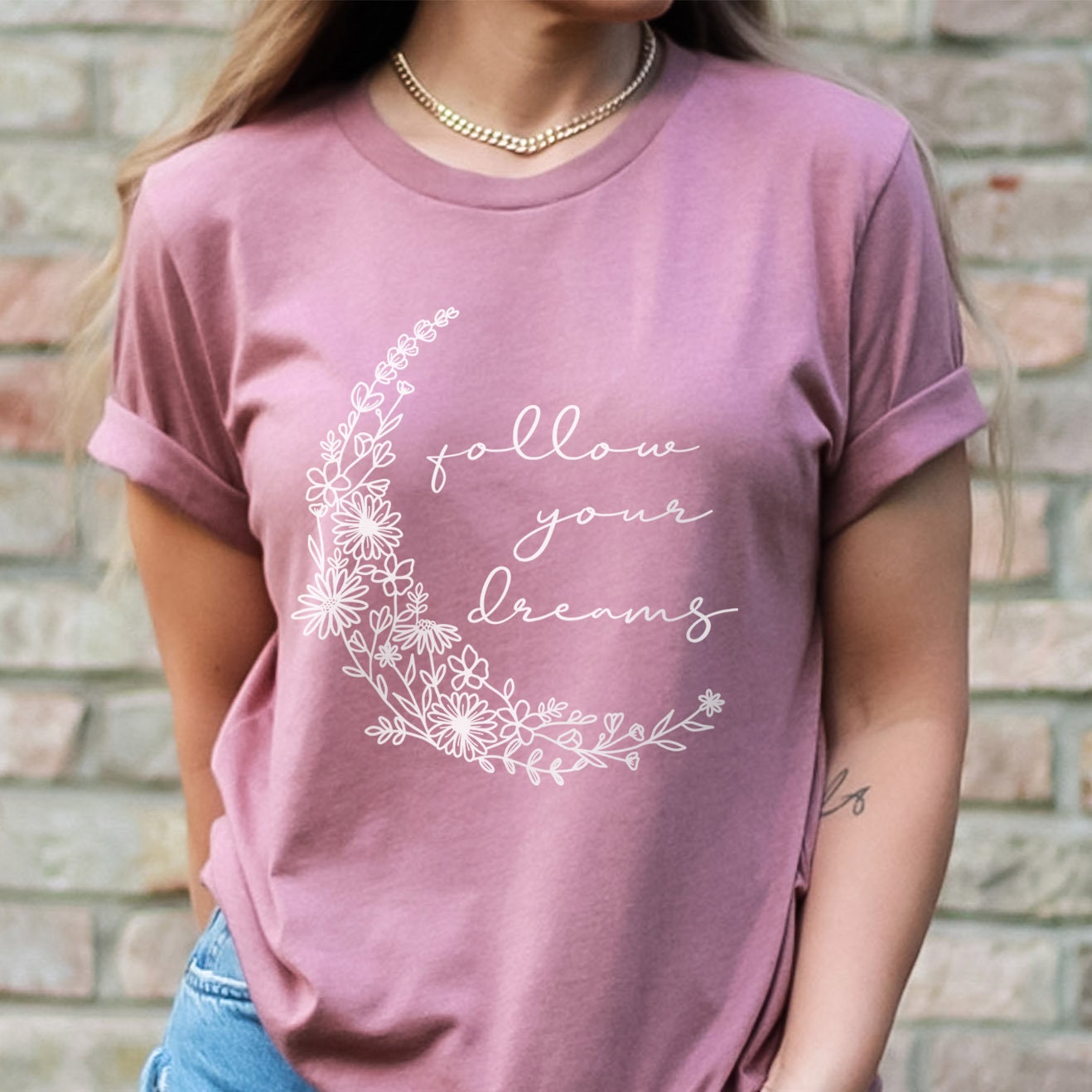 Follow Your Dreams Halbmond Blumen T-Shirt, Boho T-Shirt, Inspirierendes T-Shirt, Boho T-Shirt, Florales T-Shirt, Geschenk-Shirt für Sie