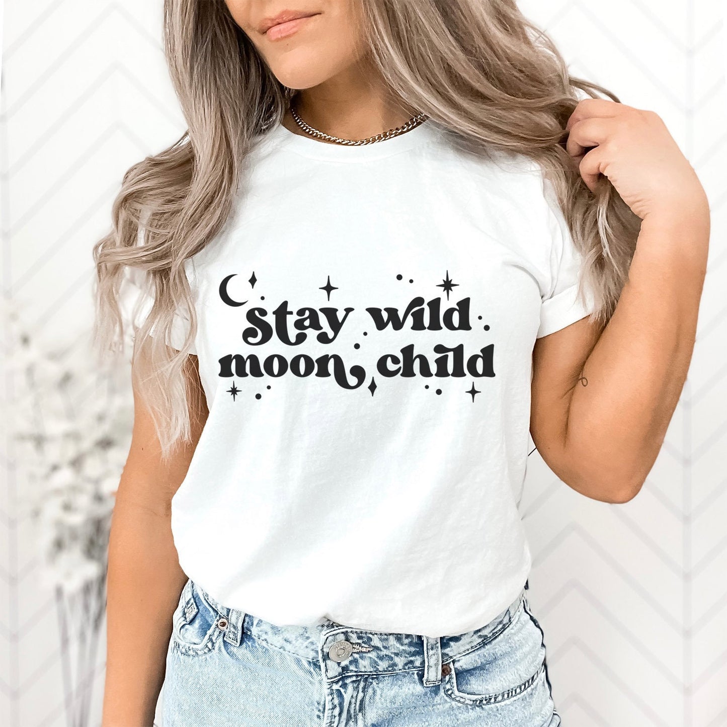 Stay Wild Moon Child T-Shirt, Boho T-Shirt, Inspirierendes T-Shirt, Boho T-Shirt, Mond und Sterne T-Shirt, Geschenk Reise Shirt