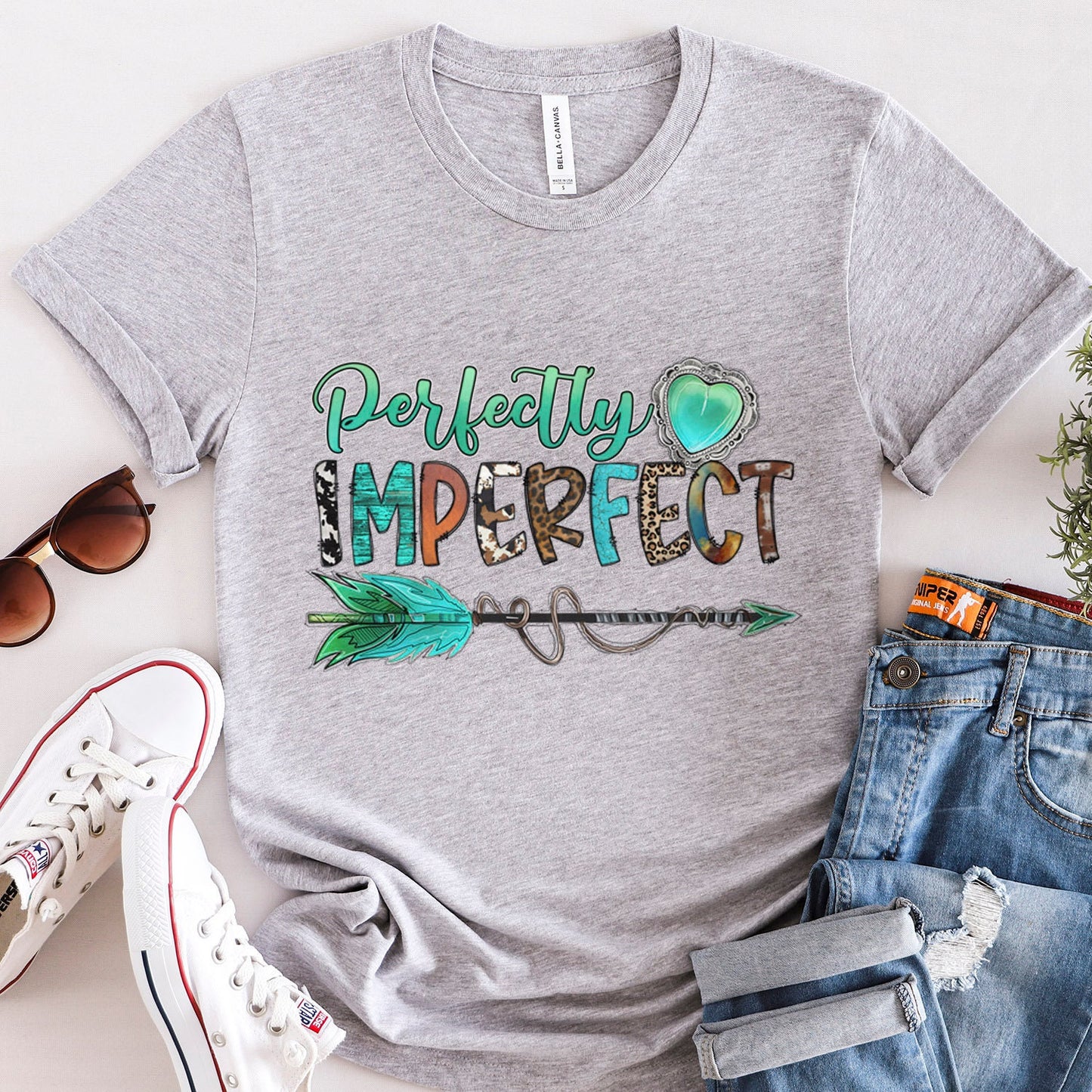 Perfekt unvollkommenes T-Shirt, Boho Shirt, Tribal T-Shirt, Humor T-Shirt, Pfeil Shirt, inspirierendes Geschenk T-Shirt, Geschenk T-Shirt für Sie