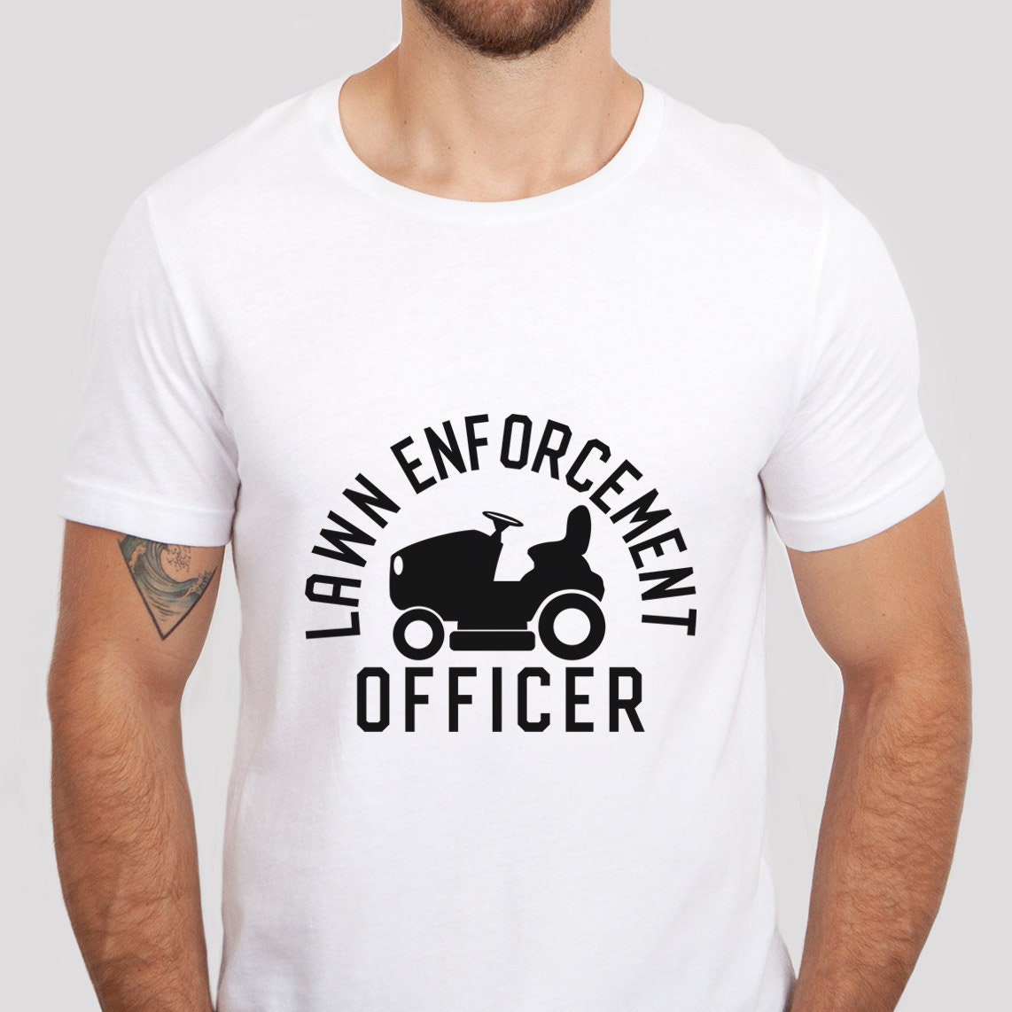 Lawn Enforcement Officer Shirt, Lustige Papa Shirts, Geschenk für Papa, Lustiges Shirt für Papa, Vatertagsgeschenk Shirt, Humor Shirts