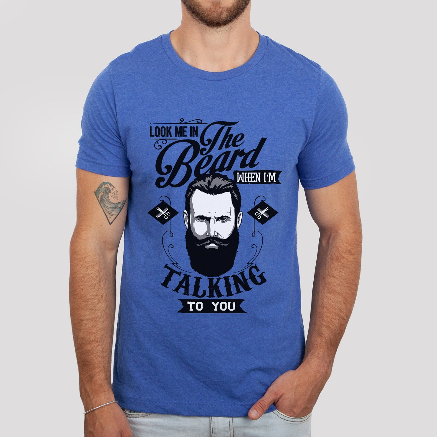 Look Me in The Beard T-Shirt, Herren Bart Shirt, Bart Liebe Shirt, T-Shirt für Männer, Lustige Bart Shirts, Geschenk Shirt für einen Bartliebhaber