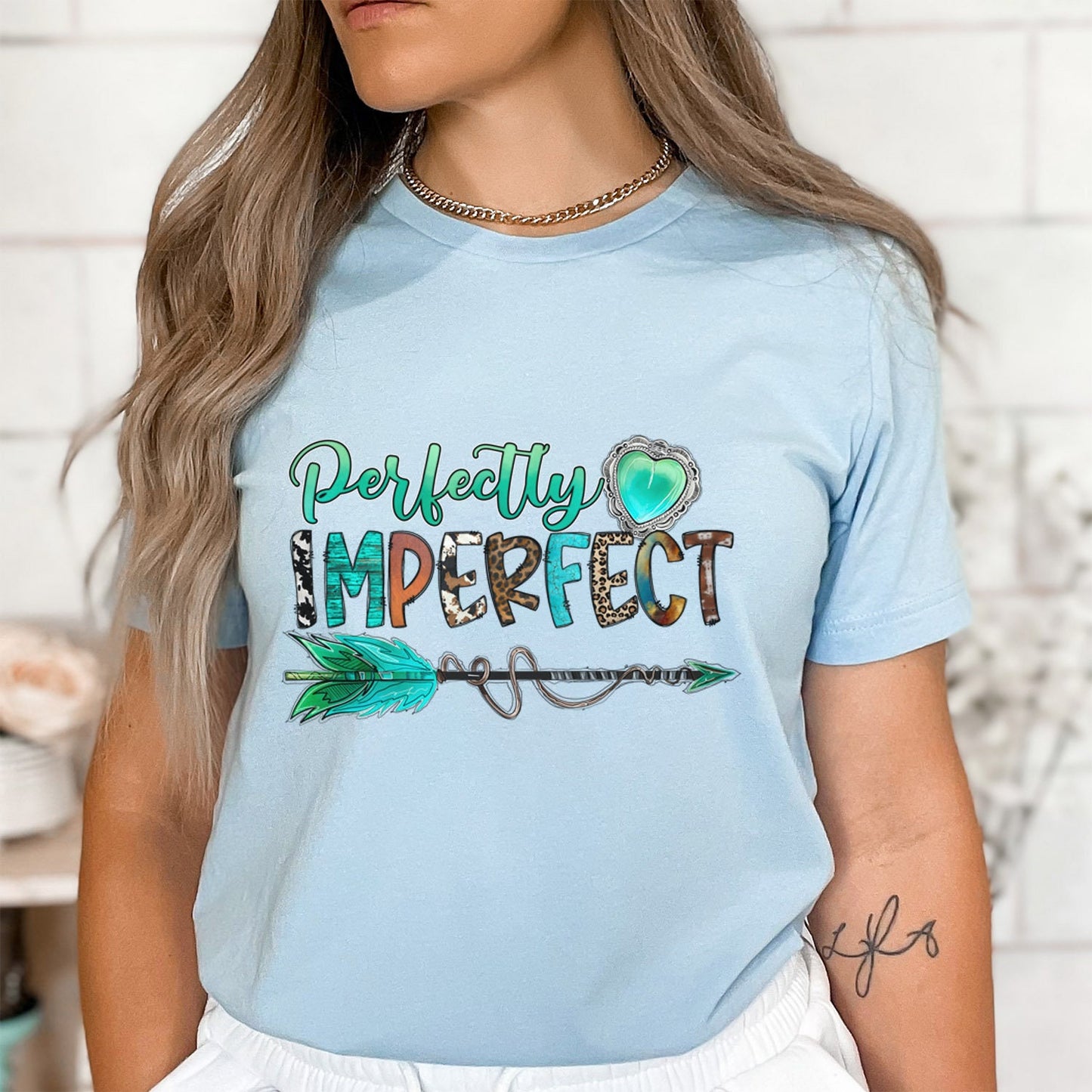 Perfekt unvollkommenes T-Shirt, Boho Shirt, Tribal T-Shirt, Humor T-Shirt, Pfeil Shirt, inspirierendes Geschenk T-Shirt, Geschenk T-Shirt für Sie