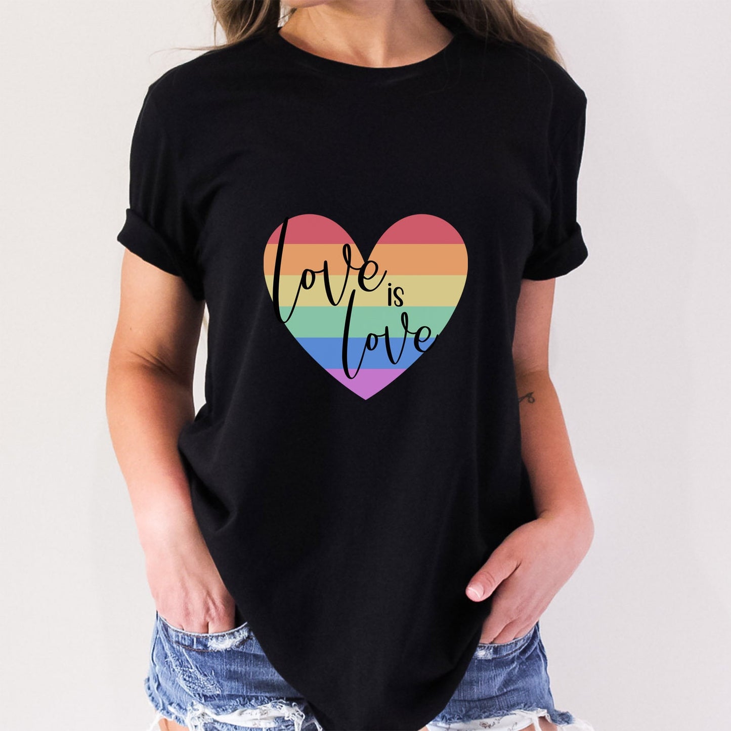 Regenbogen Liebe Herz T-Shirt, Liebe ist Liebe Shirt, LGBTQ Support Shirt, Pride Shirt, Freundlichkeit Shirts, Gay Pride Shirt, Gleichheit Shirt