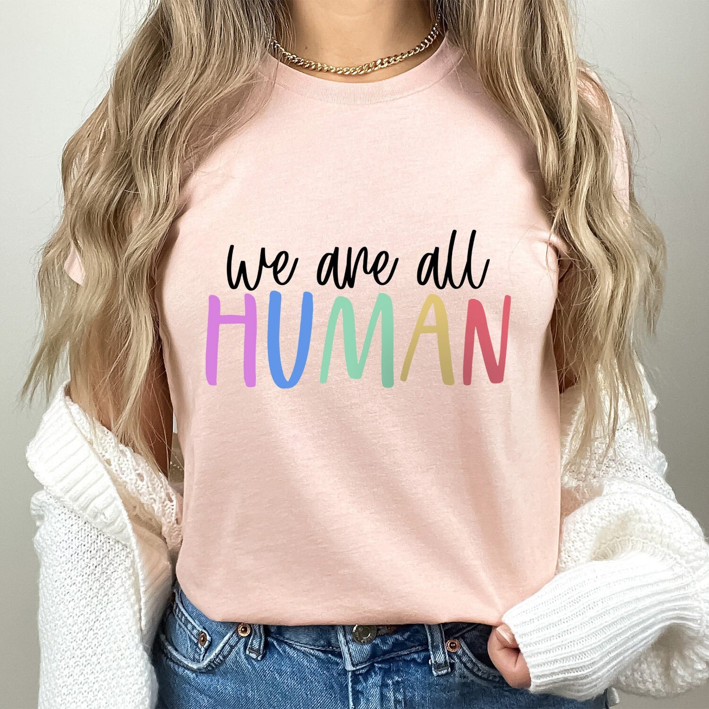 Wir sind alle Menschen T-Shirt, Gleichheitsshirt, Regenbogenfarben LGBTQ Support Shirt, Pride Shirt, Freundlichkeitsshirts, Gay Pride Shirt