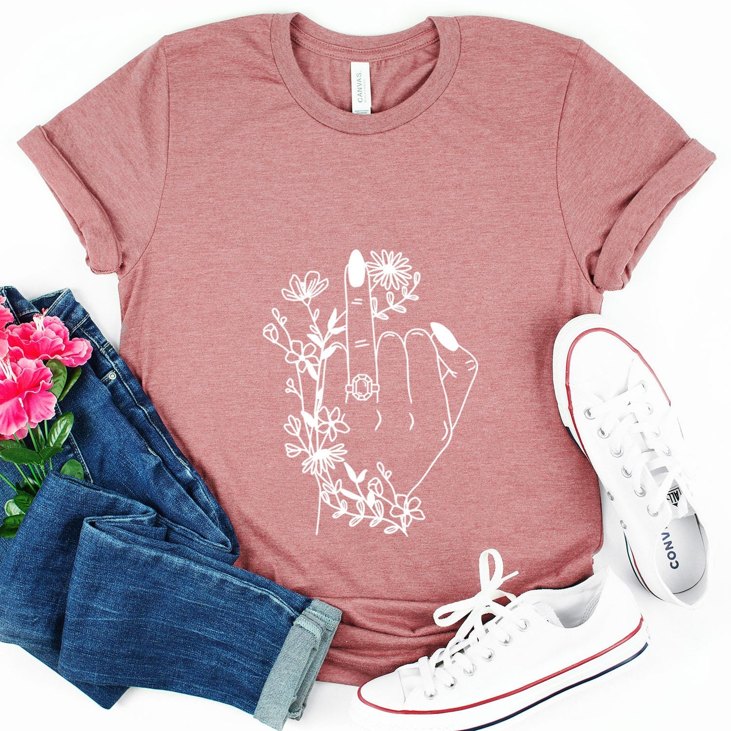 Braut T-Shirt, Ringfinger Shirt, Florales Hochzeitsshirt, Braut T-Shirt, Wildblumen T-Shirt, Geschenk Shirt für Braut, Junggesellenabschied Shirt