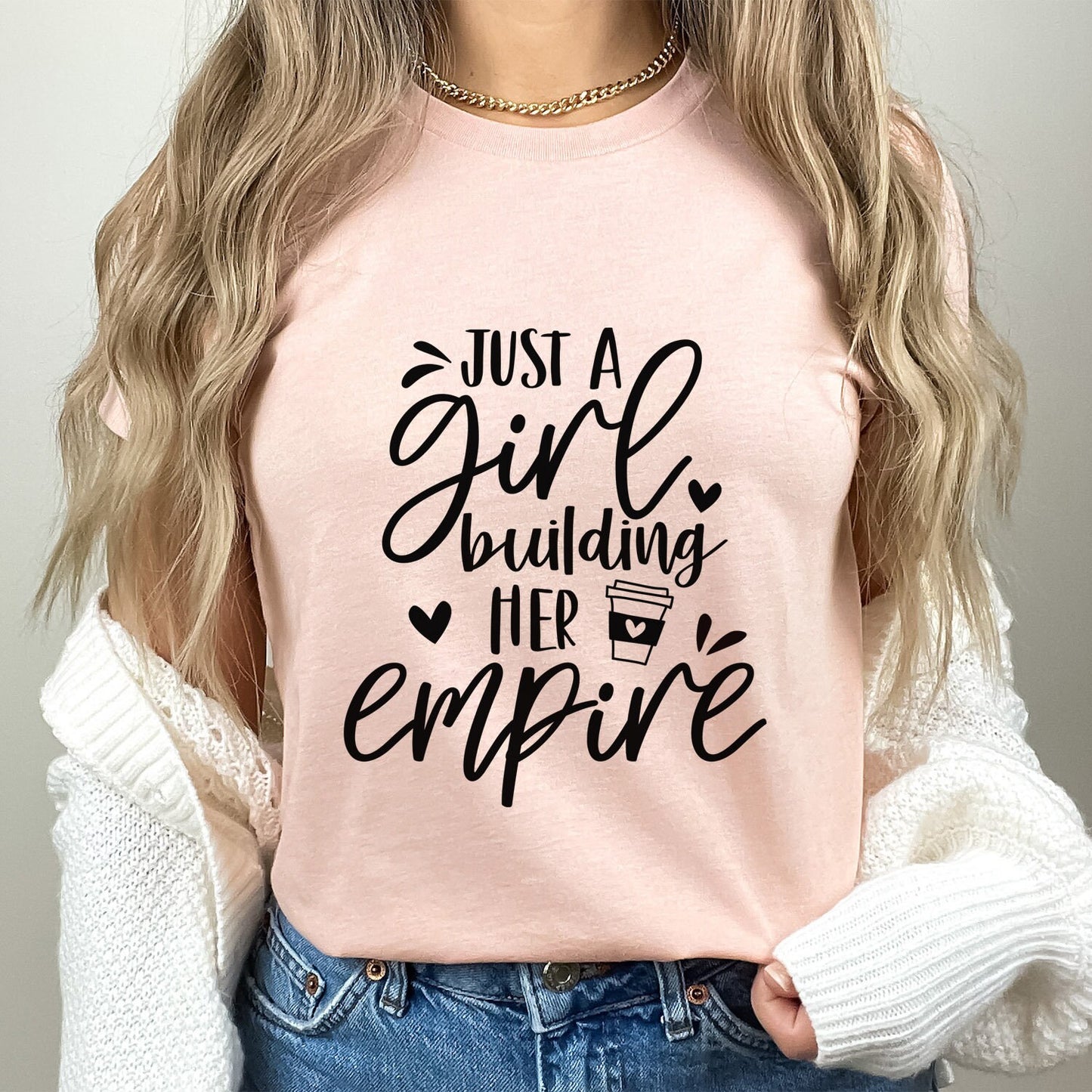 Just a Girl Building Her Empire Shirt, Boss Mom Shirt, Business Frau, Mama Shirt, Mama Geschenk Shirt, Geschenk für Mama, Boss Mom Life T-Shirt