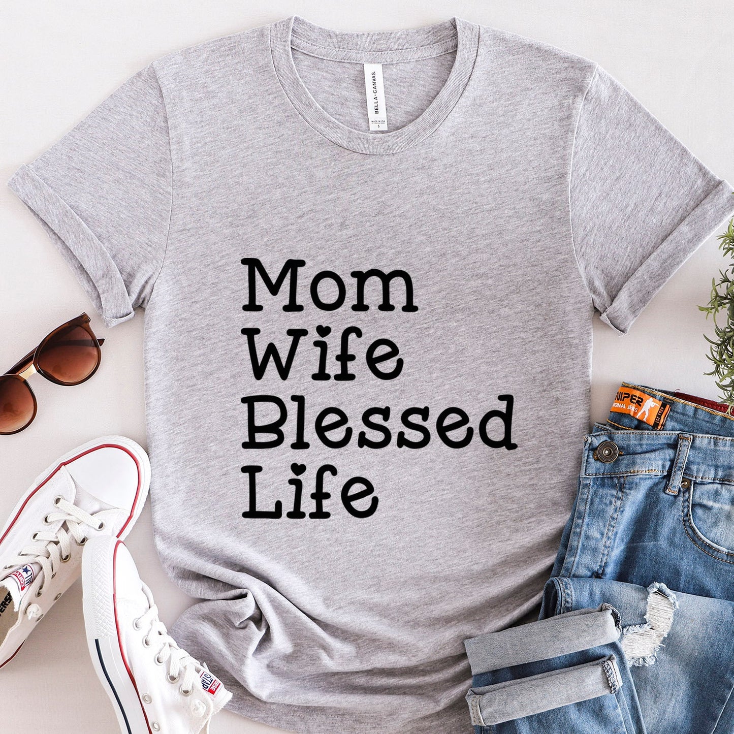 T-Shirt „Mom Wife Blessed Life“, T-Shirt „Mom Life“, Geschenk-Shirt für Mama, Muttertagsgeschenk-Shirt, Shirt für Mütter, Gesegnetes Mama-Shirt