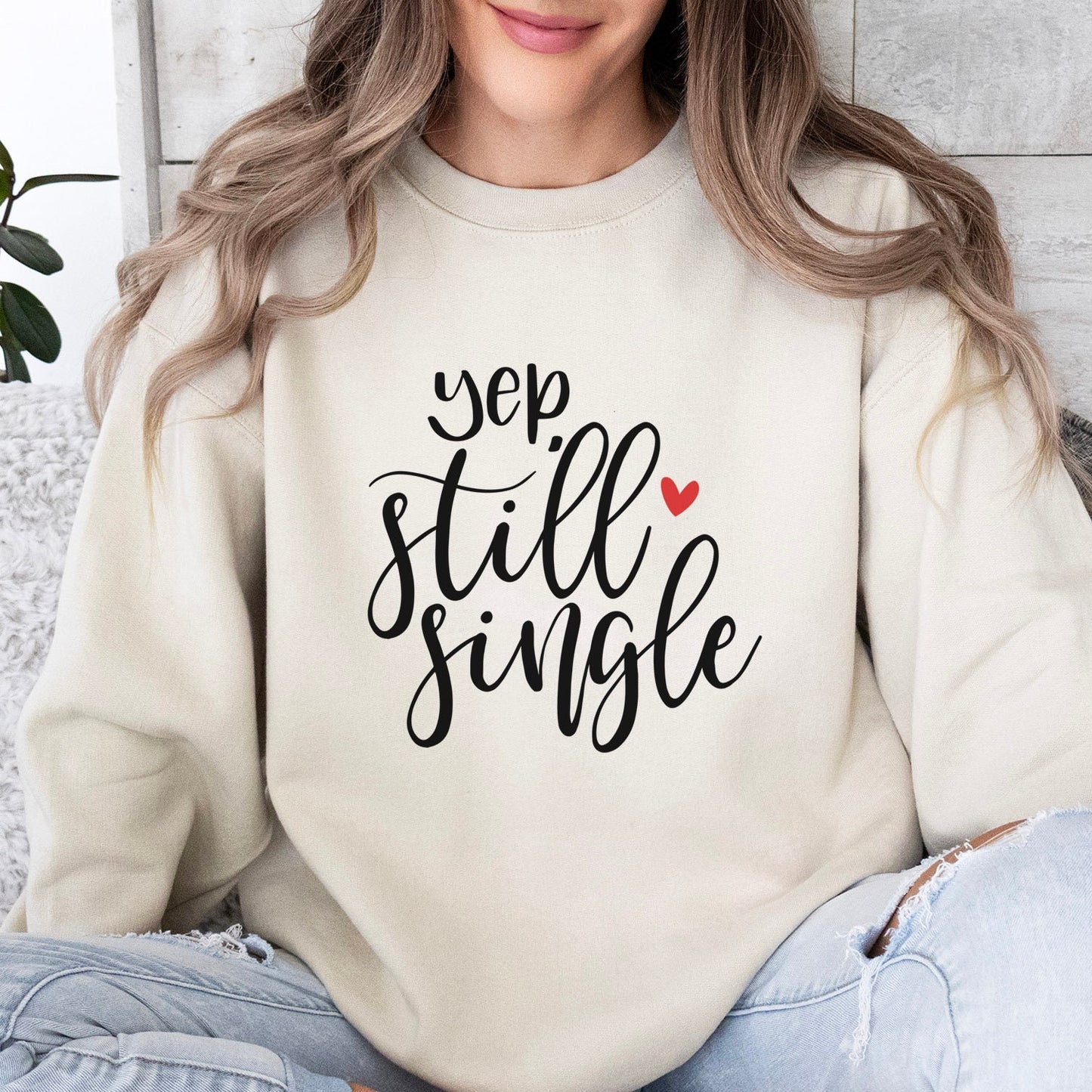 Still Single Lustiges Valentinstag Sweatshirt, Valentinstag Shirt, Langarm Shirt, Anti Valentinstag Shirt, Geschenk für Sie, Geschenk für Ihn