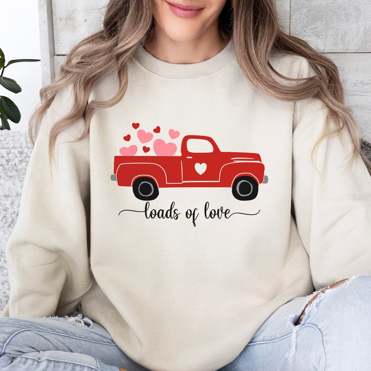 Love Truck Valentine Hearts Sweatshirt, Valentinstag Geschenk Langarmshirt, Valentinstag Shirts für Frauen, Lustiges Valentinstag Shirt