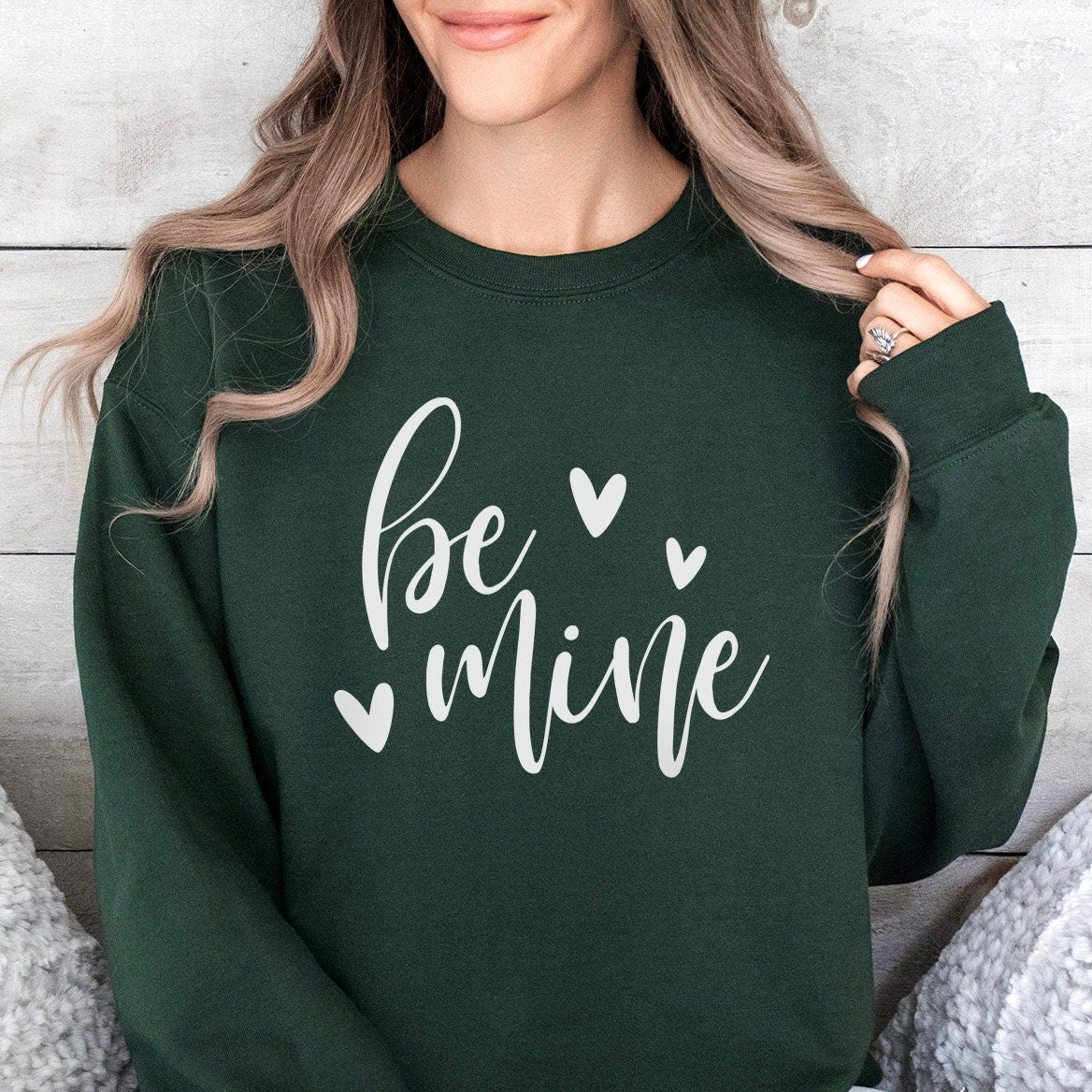 Be Mine Valentine Sweatshirt, Valentinstag Langarm Liebe Shirt, Liebe Shirt mit Herz für Valentinstag, Geschenk für sie, Geschenk für ihn