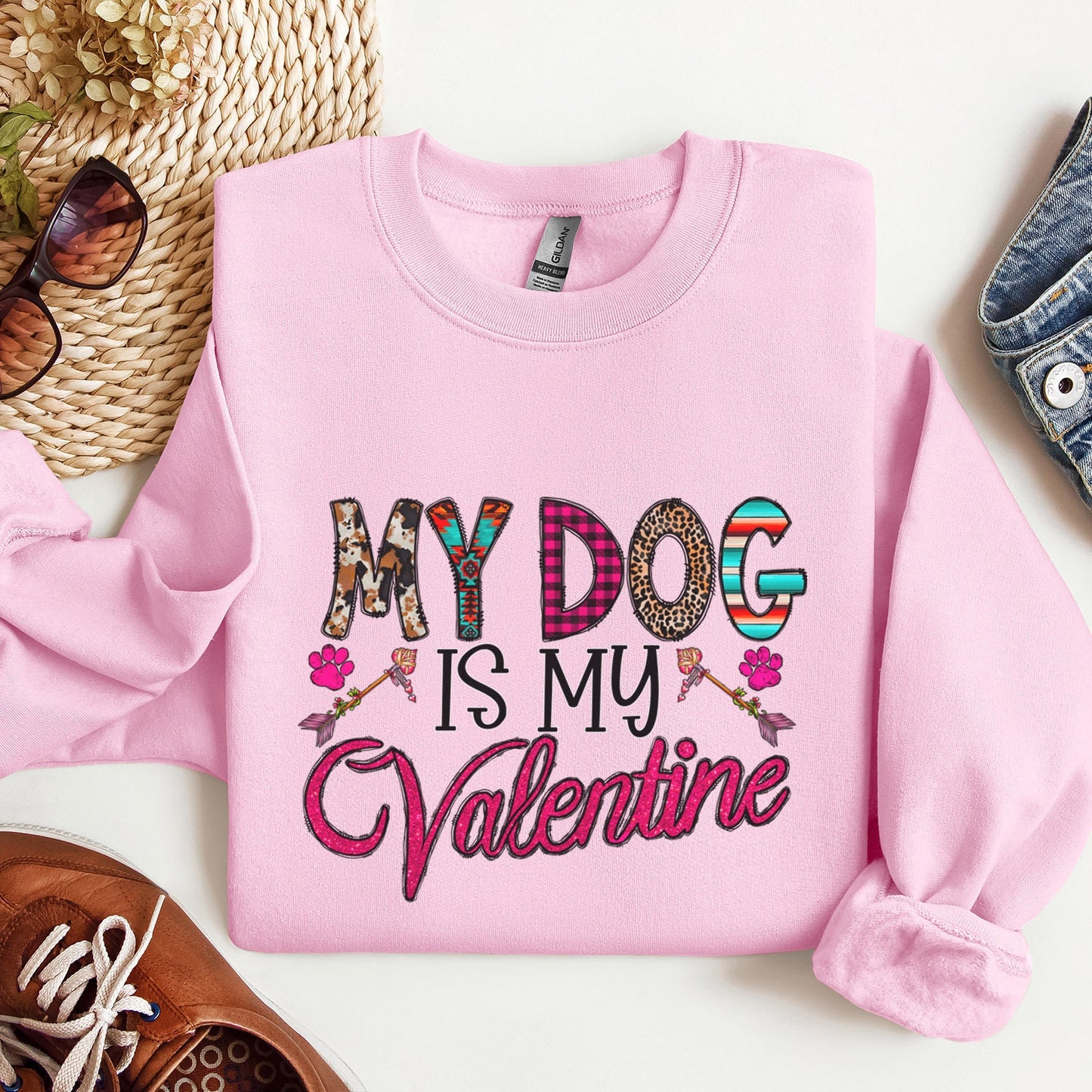 Mein Hund ist mein Valentinstag Süßes Sweatshirt, Valentinstag Langarm Shirt, Hundeliebhaber Shirt als Geschenk zum Valentinstag, Mein Hund Valentinstag Shirt