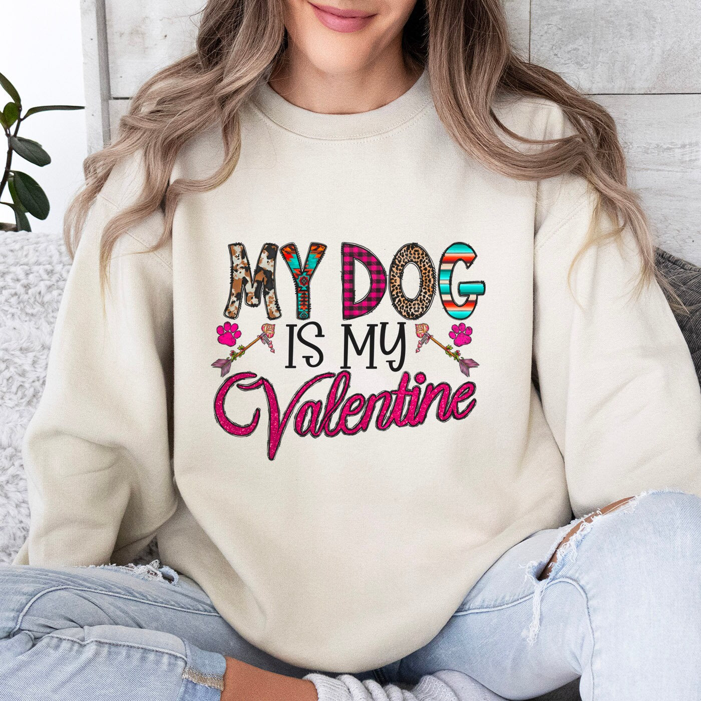 Mein Hund ist mein Valentinstag Süßes Sweatshirt, Valentinstag Langarm Shirt, Hundeliebhaber Shirt als Geschenk zum Valentinstag, Mein Hund Valentinstag Shirt