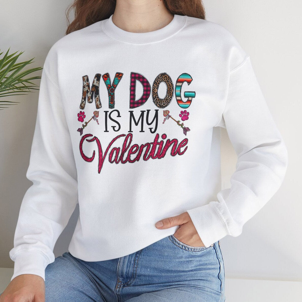 Mein Hund ist mein Valentinstag Süßes Sweatshirt, Valentinstag Langarm Shirt, Hundeliebhaber Shirt als Geschenk zum Valentinstag, Mein Hund Valentinstag Shirt