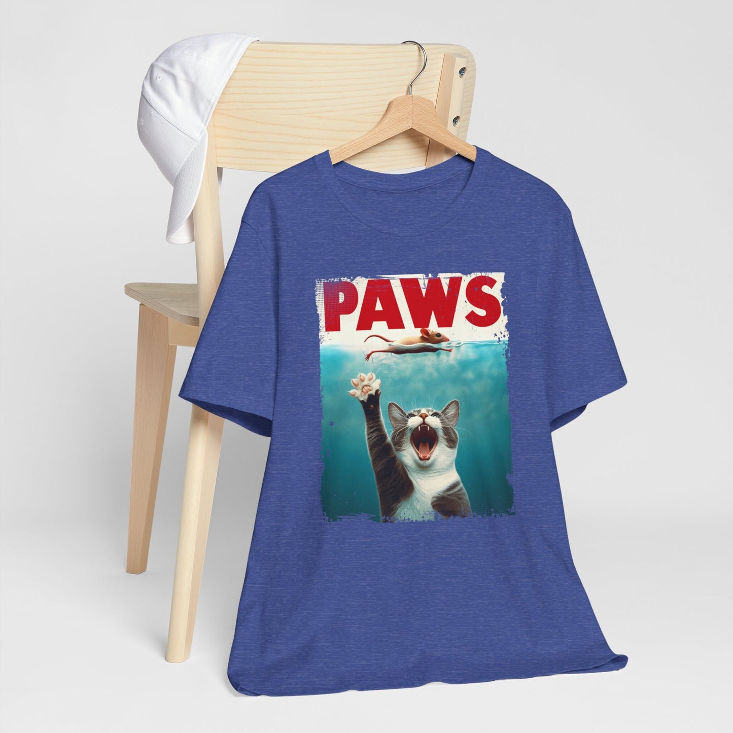 Lustiges Katzen T-Shirt mit Pfoten, Lustiges Katzenliebhaber Shirt, Lustiges Jaws Film Parodie Shirt, Katzenliebhaber Geschenk Shirt, Kätzchen und Maus Shirt, Parodie Katzen T-Shirt