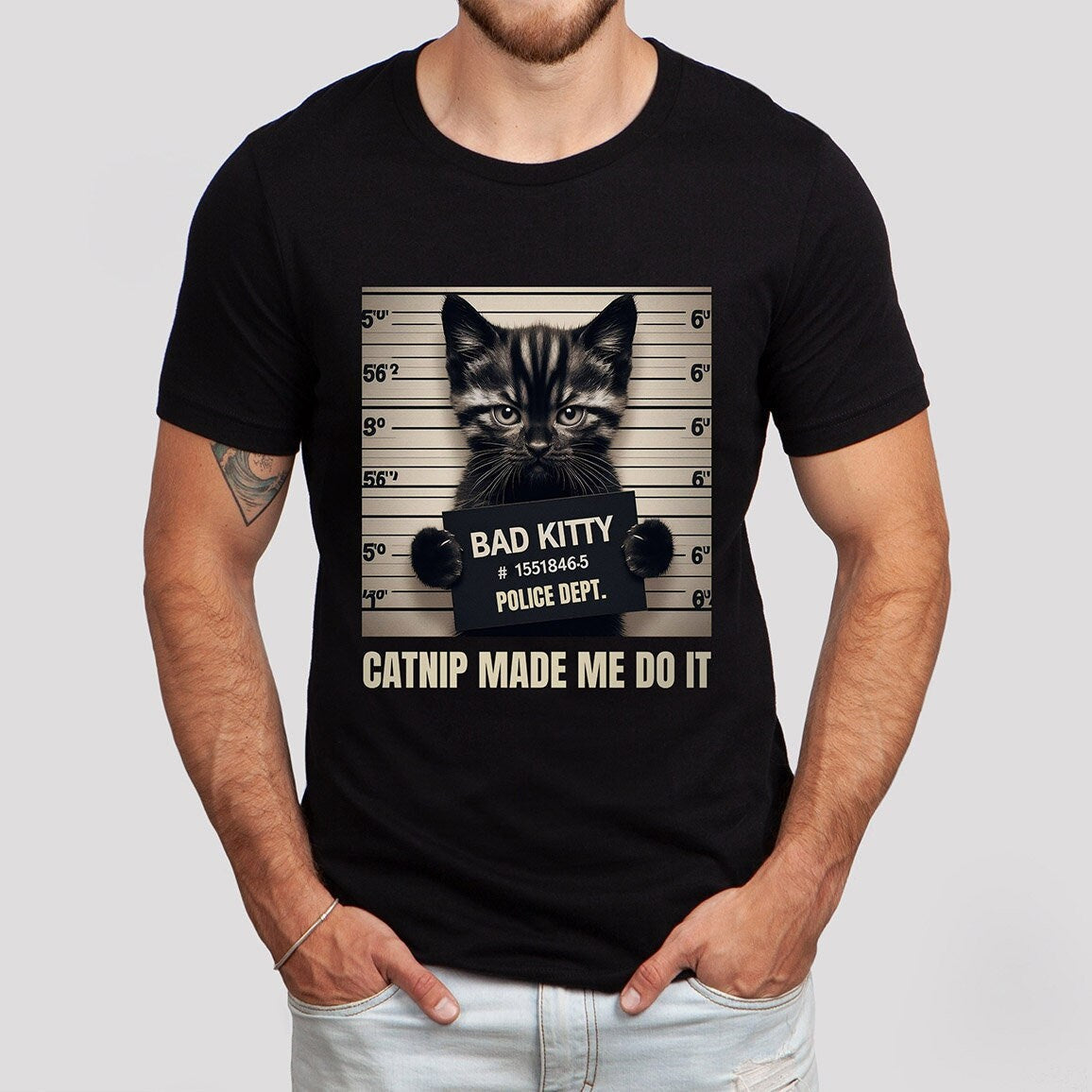 Bad Kitty T-Shirt, Lustiges Katzen T-Shirt, Katzenliebhaber Geschenk Shirt, Catnip Made Me Do It, Bad Kitty Catnip Shirt, Katzenbesitzer Geschenk T-Shirt, Süße Katze